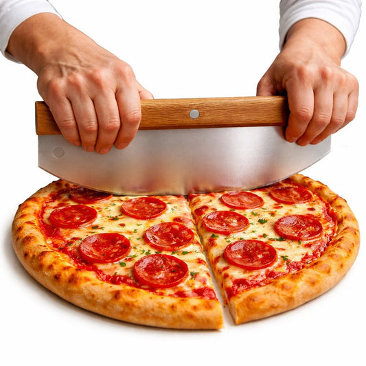 Pizzaschneider 32 cm aus Edelstahl mit Holzgriff – Profi Pizzamesser / Pizza Cutter als Wiegemesser – saubere Schnitte ohne Belag zu verschieben – für Pizza & Flammkuchen image 1
