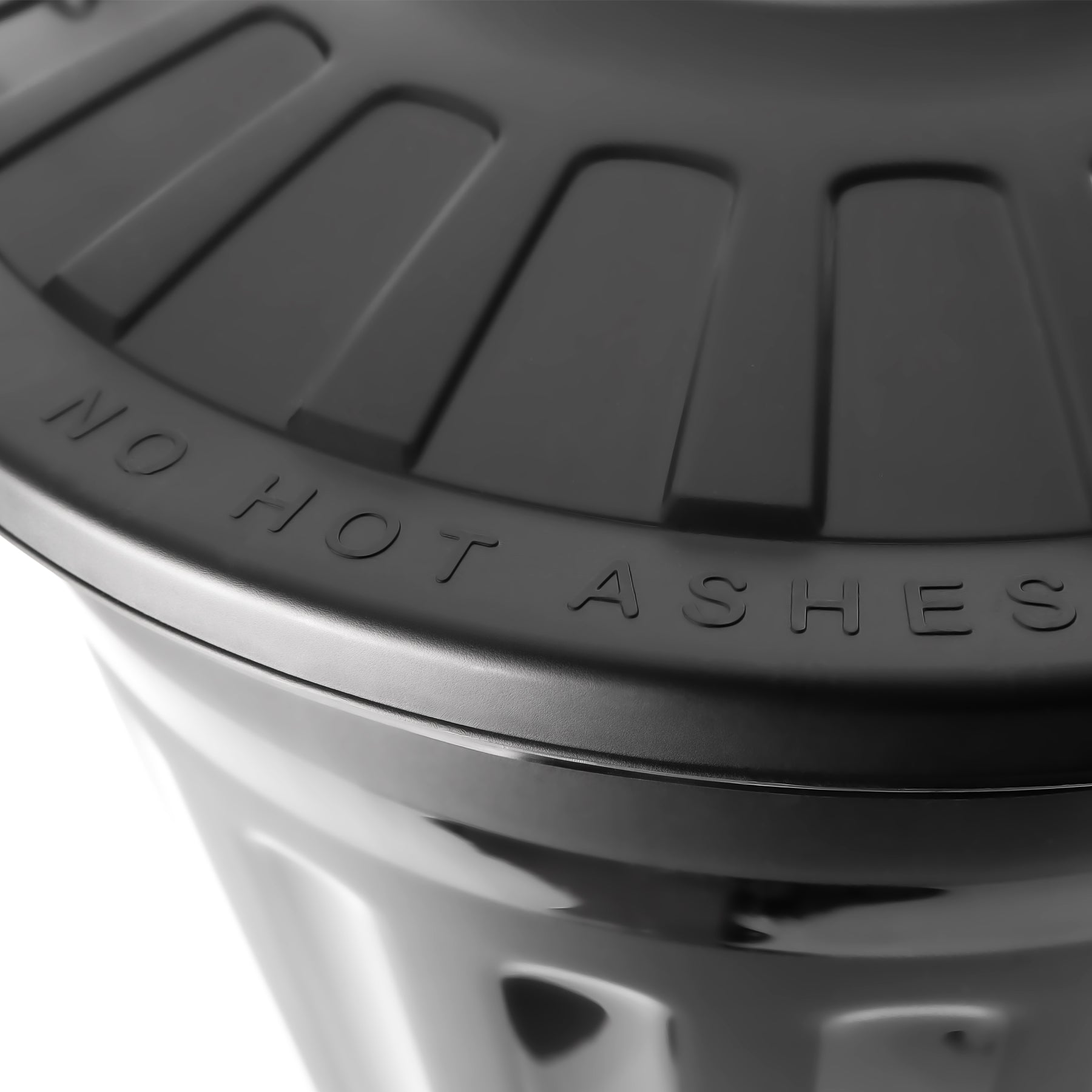 BigDean 2 Stück wetterfeste Universaltonne Schwarz mit Deckel und 2 Tragegriffen + Clip Verschluss – 4