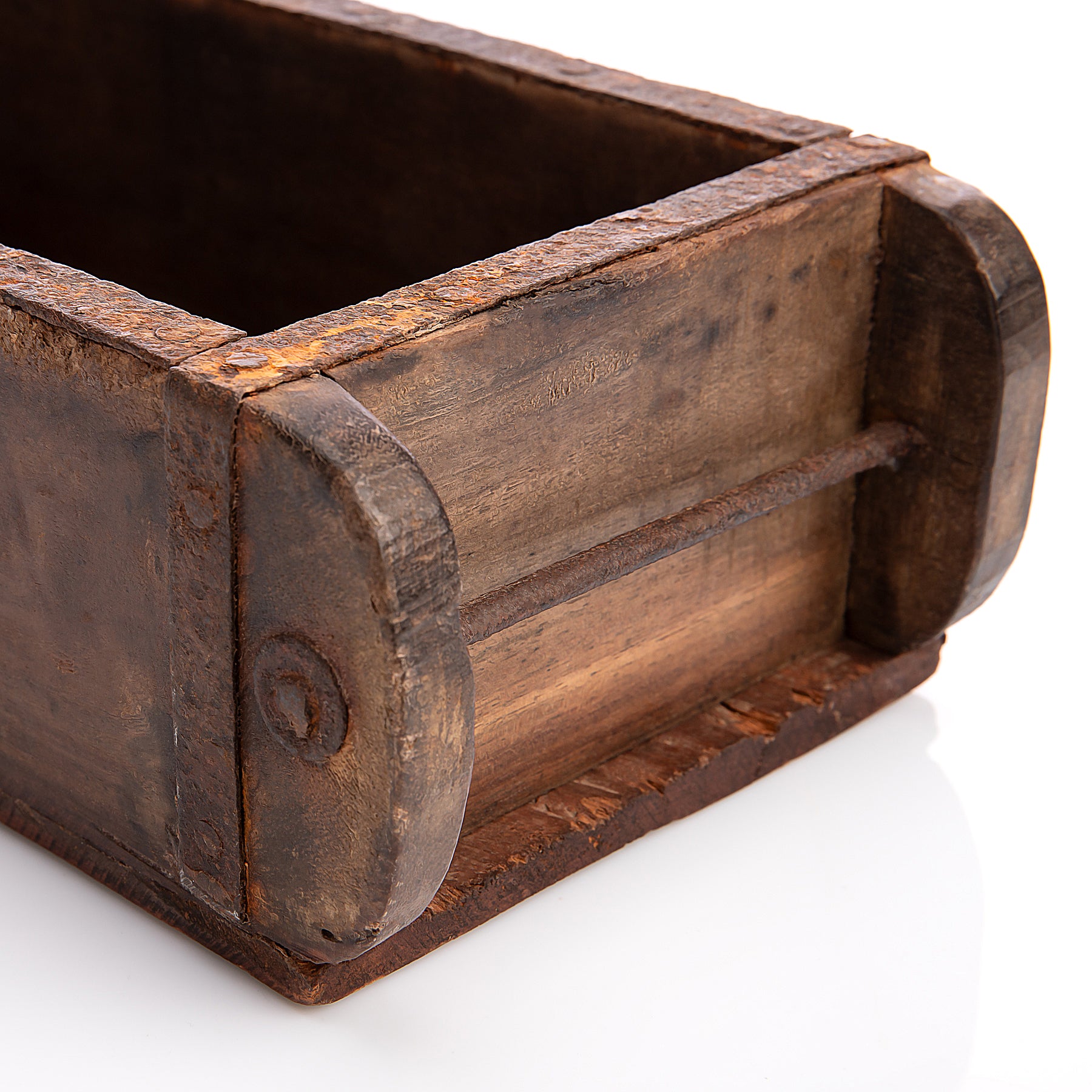 Ziegelform in Braun 32x14,5x9cm (LxBxH) – rustikale vintage Ordnungsbox mit Metallbeschlägen 3